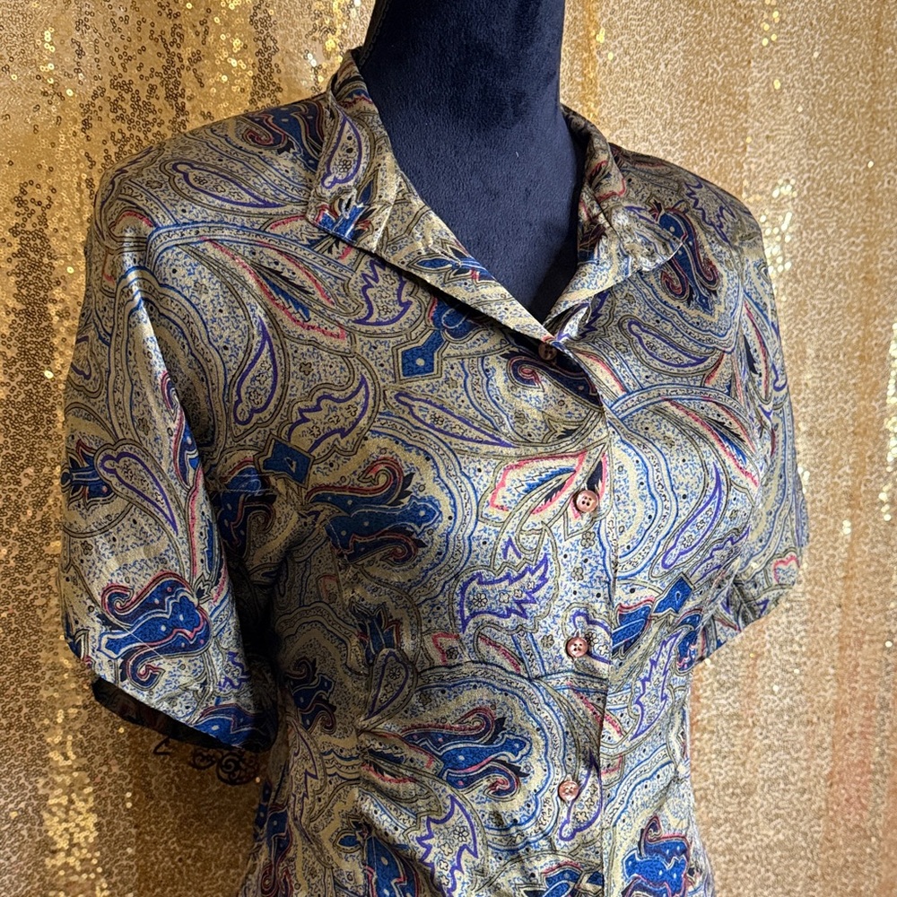 Elegant Paisley Button-Down Shirt in Blue and green 100% SILK!! - Picture 3 of 9